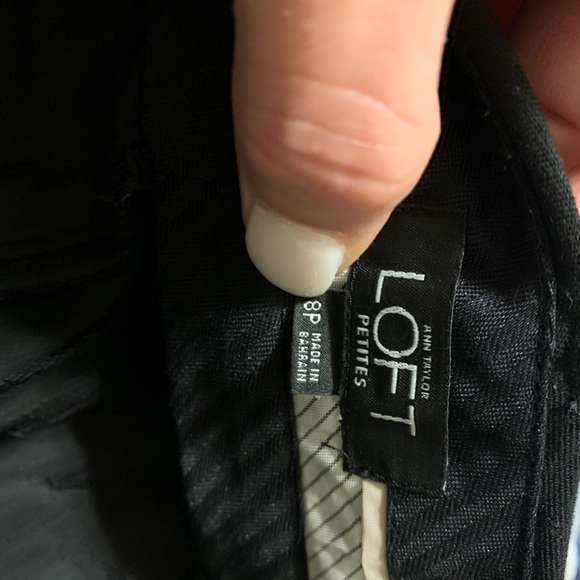 Ann Taylor Loft Capris - Picture 4 of 8